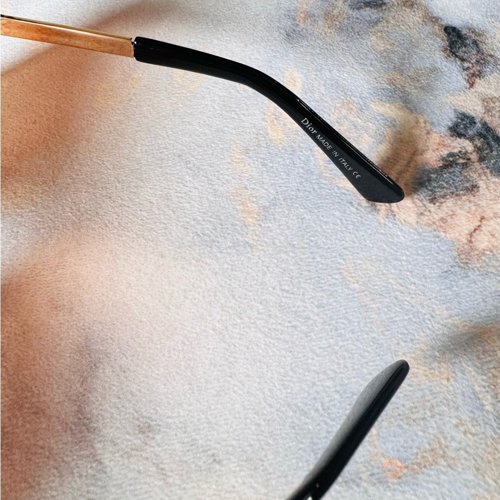 Classic Dior Sunglasses - Picture 7 of 8